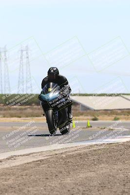 media/Aug-03-2025-TrackDaz (Sun) [[bf4a71acf9]]/C Group/1240pm (Wheelie Bump)/